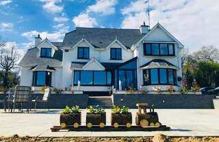 Отели типа «постель и завтрак» Railway Country House Гори Люкс-2